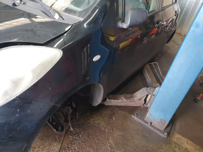 Toyota Yaris II 1.3 16V VVT-i Sloopvoertuig (2007, Zwart)