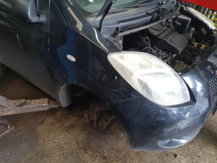 Toyota Yaris II 1.3 16V VVT-i Sloopvoertuig (2007, Zwart)