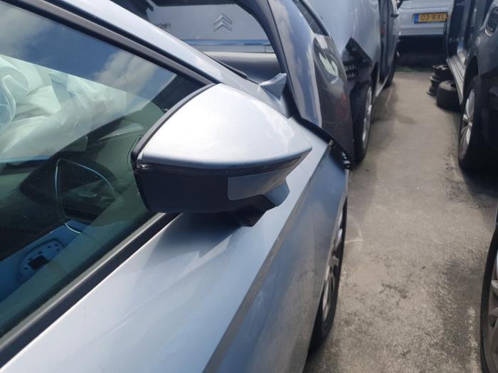 Seat Leon ST 1.6 TDI Ecomotive 16V Sloopvoertuig (2015, Grijs)