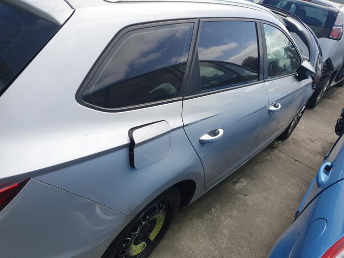 Seat Leon ST 1.6 TDI Ecomotive 16V Sloopvoertuig (2015, Grijs)