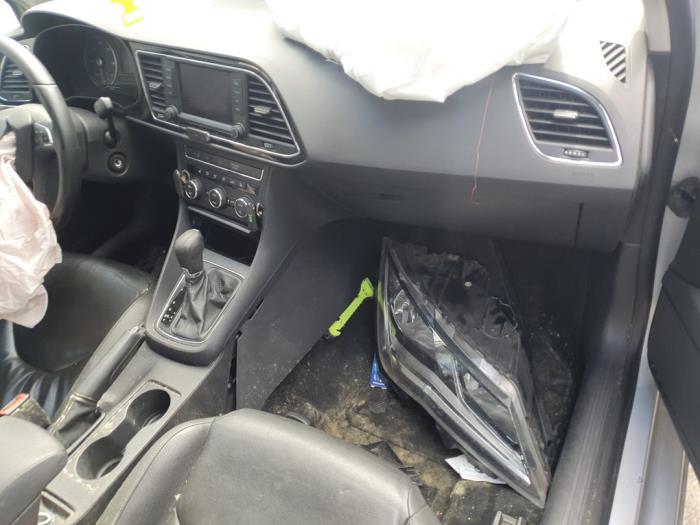 Seat Leon ST 1.6 TDI Ecomotive 16V Sloopvoertuig (2015, Grijs)