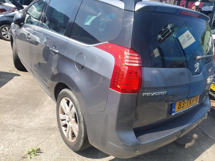 Peugeot 5008 I 1.6 THP 16V Sloopvoertuig (2012, Grijs)