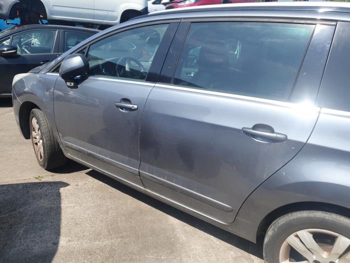 Peugeot 5008 I 1.6 THP 16V Sloopvoertuig (2012, Grijs)