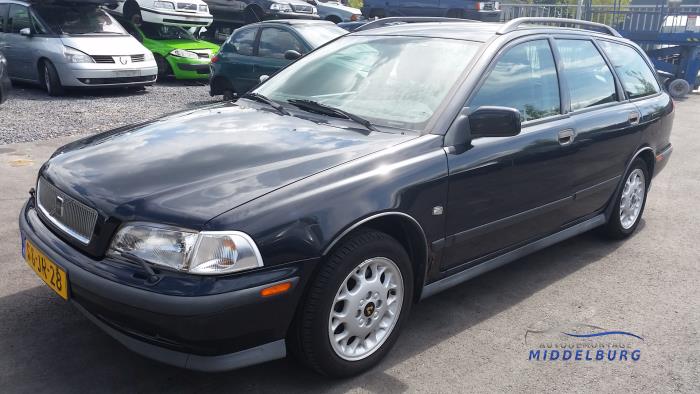 Volvo V40 1.8 16V Sloopvoertuig (1997, Zwart)