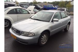 Audi A4 1.8 20V Sloopvoertuig (1998, Grijs)