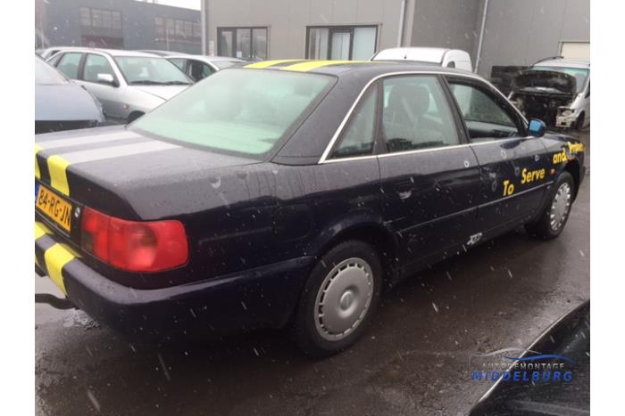 Audi A6 2.6 V6 Sloopvoertuig (1995, Blauw)