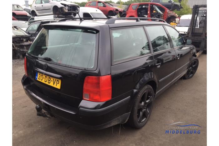 Volkswagen Passat Variant 2.3 VR5 Sloopvoertuig (1999, Zwart)