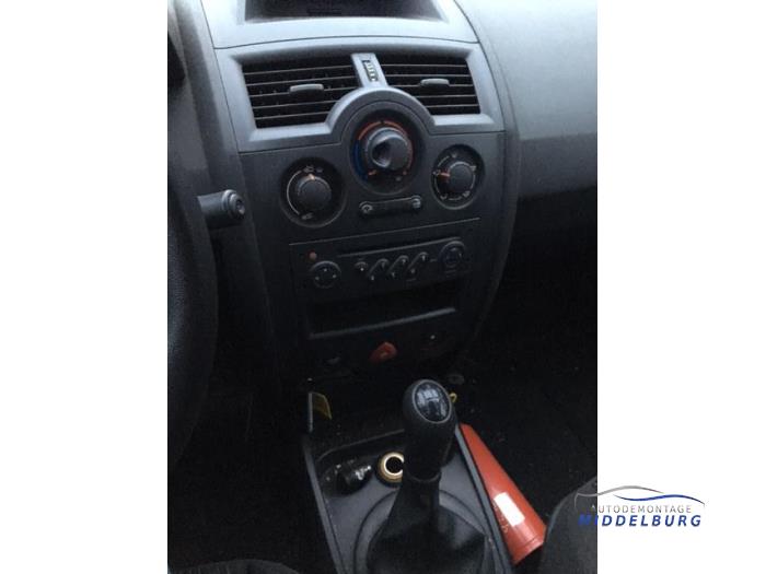 Renault Megane II Grandtour 1.5 dCi 85 Sloopvoertuig (2005, Zilver)