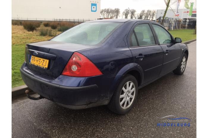Ford Mondeo III 1.8 16V Sloopvoertuig (2001, Blauw)