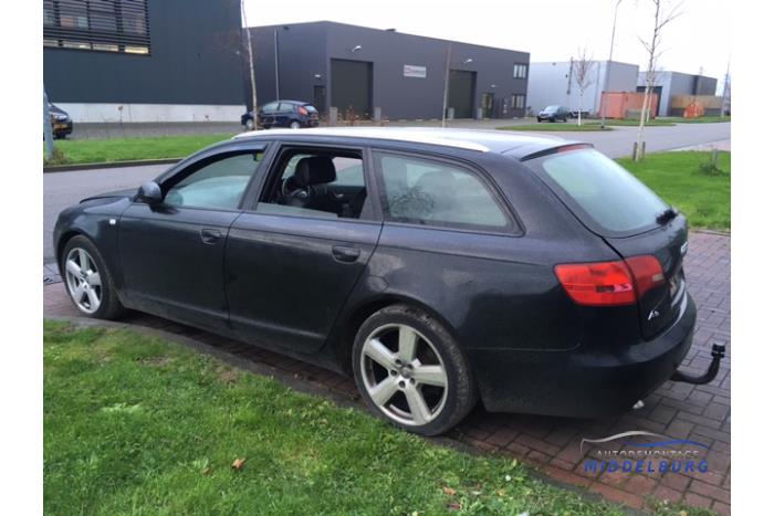 Audi A6 Avant 2.0 TDI 16V Sloopvoertuig (2006, Zwart)