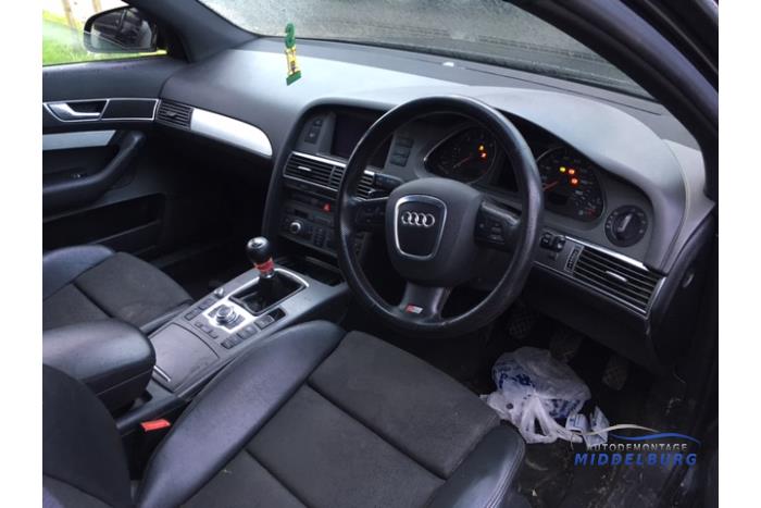 Audi A6 Avant 2.0 TDI 16V Sloopvoertuig (2006, Zwart)