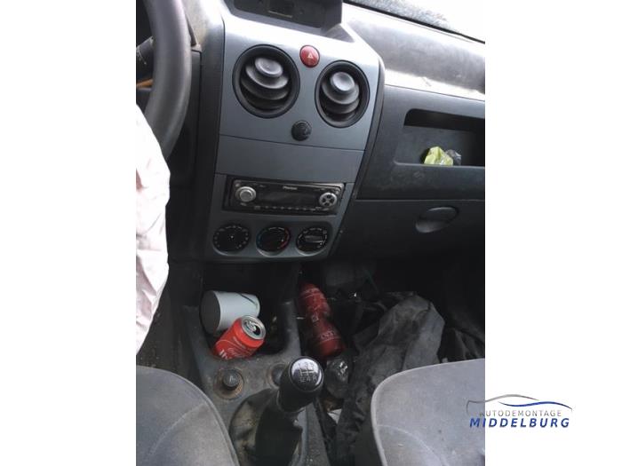 Peugeot Partner 1.6 HDI 75 Sloopvoertuig (2006, Grijs)