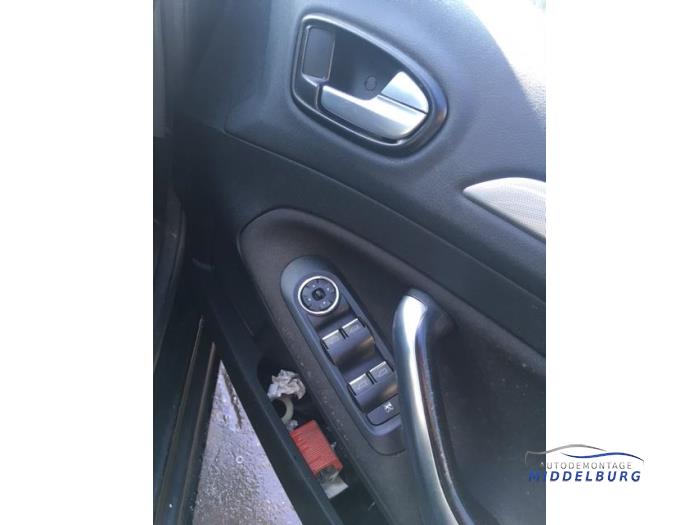 Ford Mondeo IV 1.8 TDCi 125 16V Sloopvoertuig (2010, Blauw)