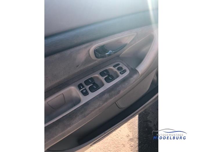 Volvo S80 2.4 SE 20V 170 Sloopvoertuig (1999, Grijs)