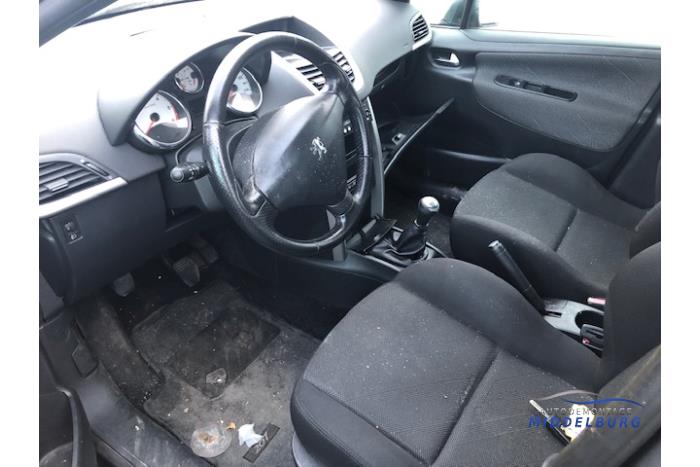 Peugeot 207 SW 1.6 HDi 16V Sloopvoertuig (2008, Grijs)