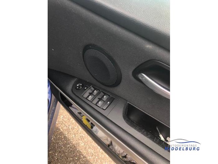 BMW 3 serie 318i 16V Sloopvoertuig (2007, Blauw)