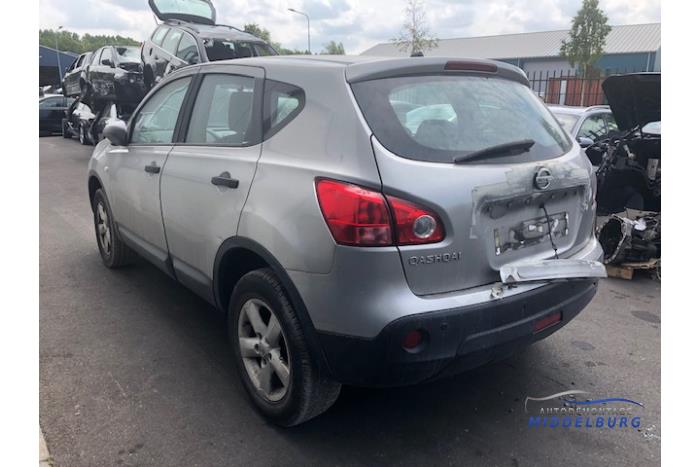 Nissan Qashqai 1.6 16V Sloopvoertuig (2010, Grijs)