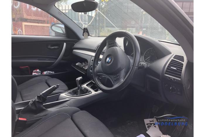 BMW 1 serie 118i 16V Sloopvoertuig (2009, Wit)