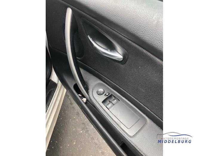 BMW 1 serie 118i 16V Sloopvoertuig (2009, Wit)