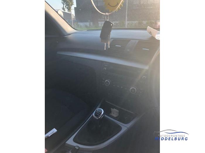 BMW 1 serie 116i 1.6 16V Sloopvoertuig (2007, Zwart)