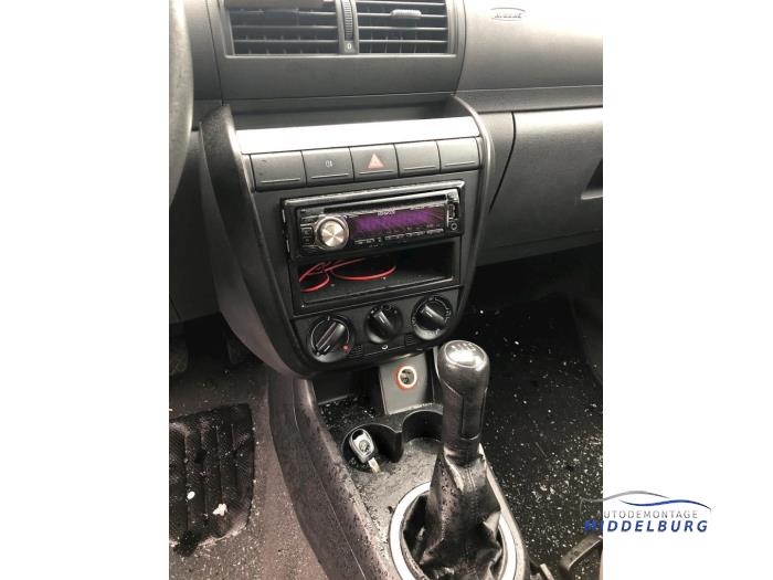 Volkswagen Fox 1.2 Sloopvoertuig (2005, Metallic, Zilver)