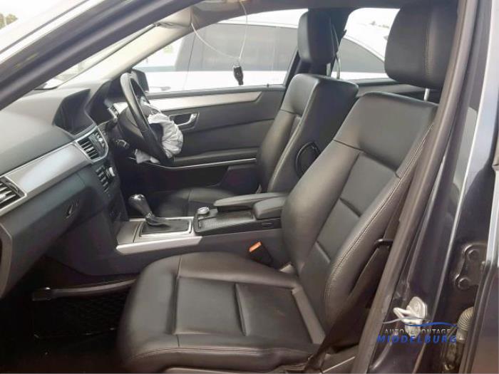 Mercedes E E-220 CDI 16V BlueEfficiency,BlueTEC Sloopvoertuig (2009, Grijs)