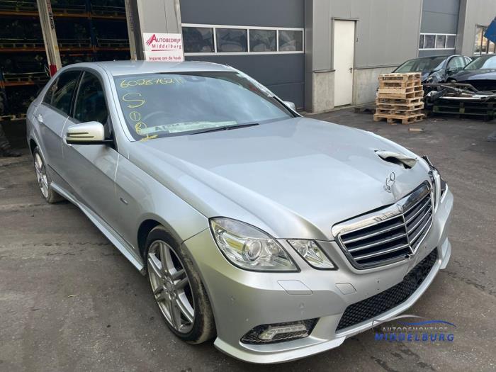 Mercedes E E-250 CDI 16V BlueEfficiency,BlueTec Sloopvoertuig (2011, Grijs)