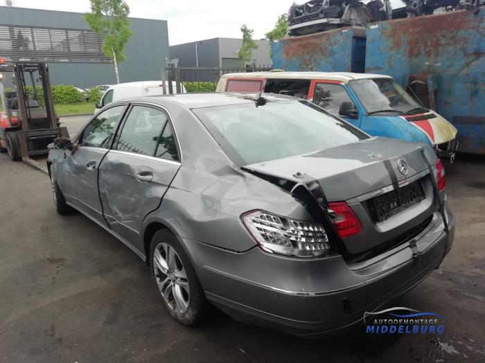 Mercedes E E-250 CDI 16V BlueEfficiency,BlueTec Sloopvoertuig (2009, Zilver)