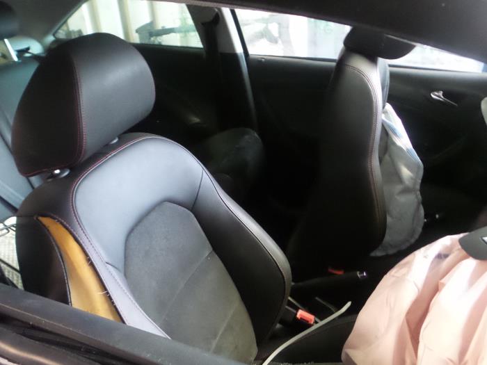 Seat Ibiza IV SC 1.4 TSI 16V FR Sloopvoertuig (2015, Metallic, Zwart)