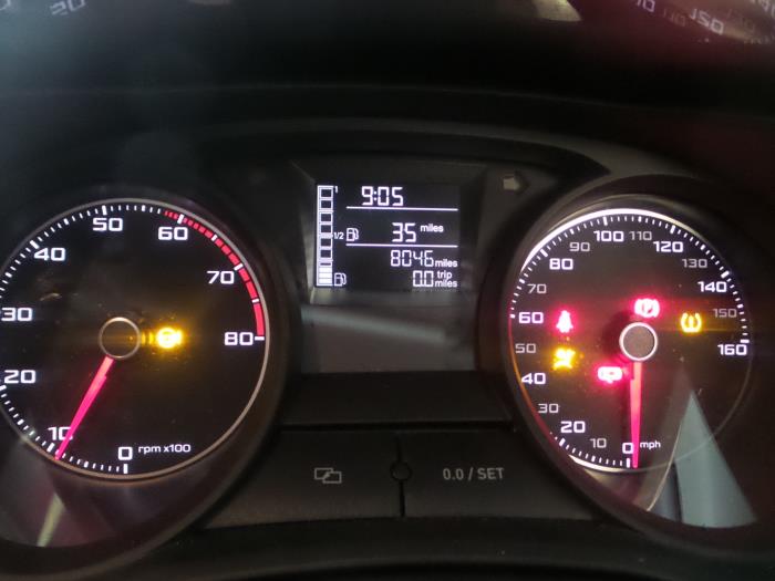 Seat Ibiza IV SC 1.4 TSI 16V FR Sloopvoertuig (2015, Metallic, Zwart)