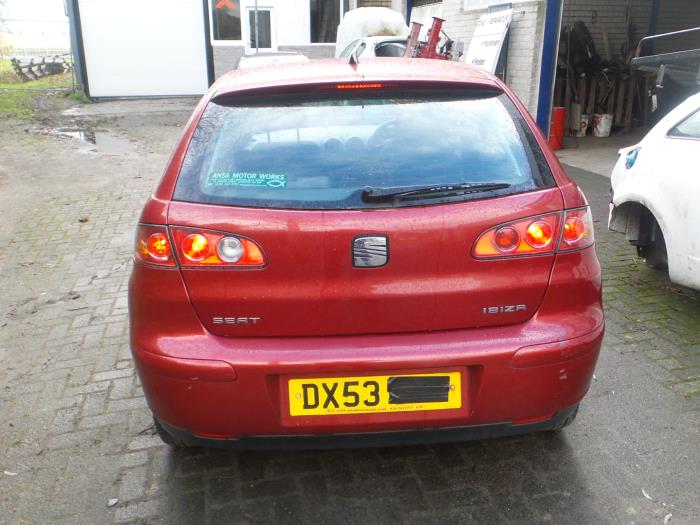 Seat Ibiza Sloopvoertuig (2005, Bordeaux)