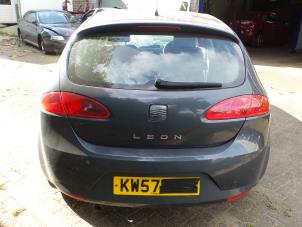 Seat Leon 1.6 Sloopvoertuig (2008, Blauw, Antraciet, Transparant)