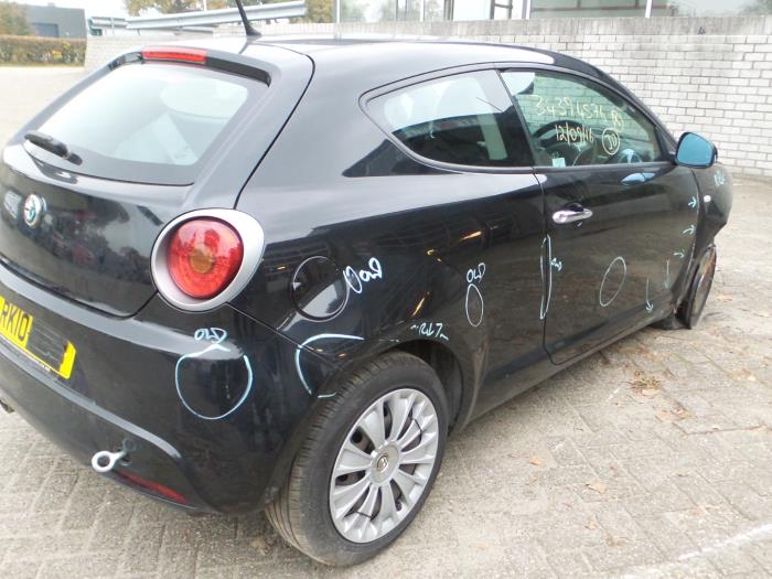 Alfa Romeo MiTo (955), Hatchback, 2008 / 2018 1.4 16V, Hatchback, Benzine, 1.368cc, 58kW (79pk), FWD, 955A1000, 2008-08 / 2013-08, 955AXB (51832950)