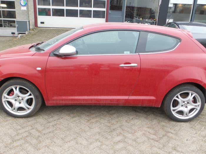 Alfa Romeo MiTo (955), Hatchback, 2008 / 2018 1.6 JTDm 16V, Hatchback, Diesel, 1.598cc, 88kW (120pk), FWD, 955A3000, 2008-08 / 2015-08, 955AXC1 ()