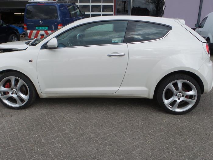 Alfa Romeo MiTo (955), Hatchback, 2008 / 2018 1.4 TB 16V, Hatchback, Benzine, 1.368cc, 114kW (155pk), FWD, 199A8000, 2008-08 / 2011-06, 955AXA (50512547)