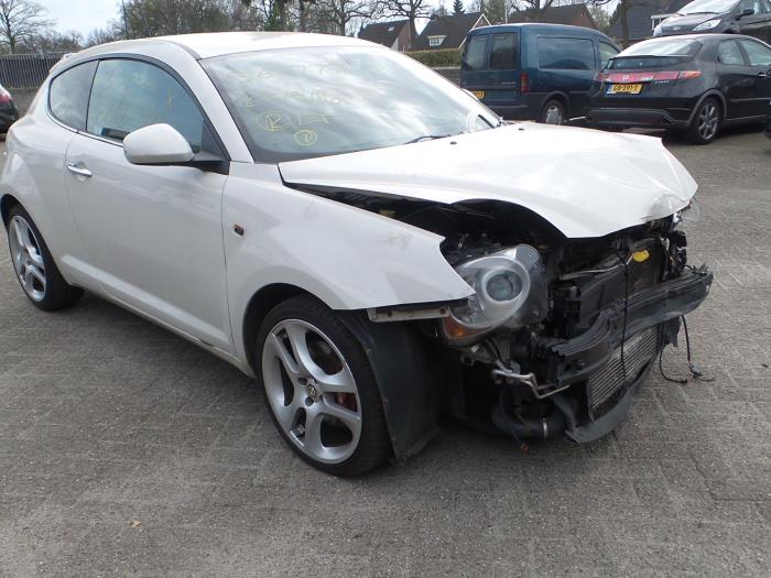 Alfa Romeo MiTo (955), Hatchback, 2008 / 2018 1.4 TB 16V, Hatchback, Benzine, 1.368cc, 114kW (155pk), FWD, 199A8000, 2008-08 / 2011-06, 955AXA (50512547)