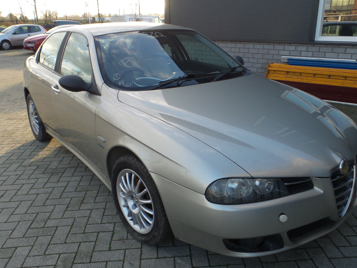 Alfa romeo 156 932