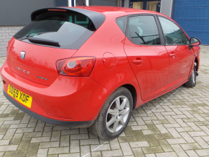 Seat Ibiza IV 1.4 TDI Sloopvoertuig (2010, Unikleur, Rood)