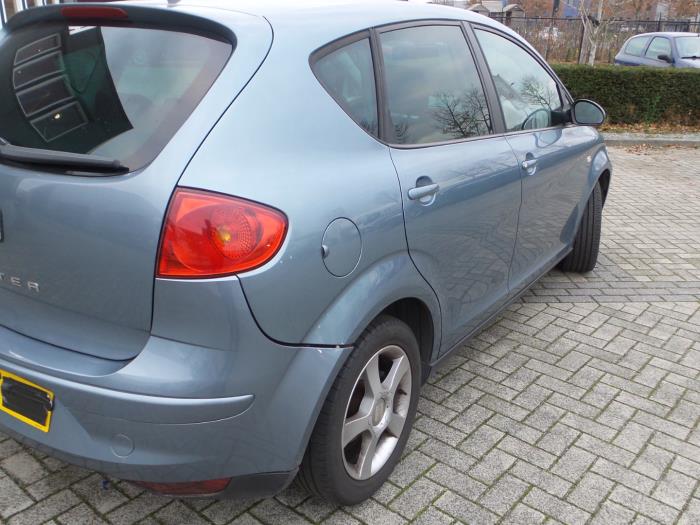 Seat Altea 2.0 TDI 16V Sloopvoertuig (2007, Blauw, Zilver, Zilvergrijs)