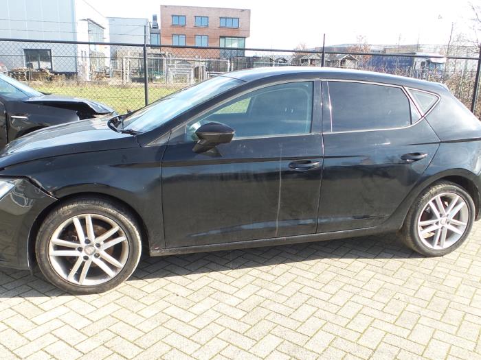 Seat Leon 1.2 TSI Ecomotive 16V Sloopvoertuig (2014, Unikleur, Zwart)
