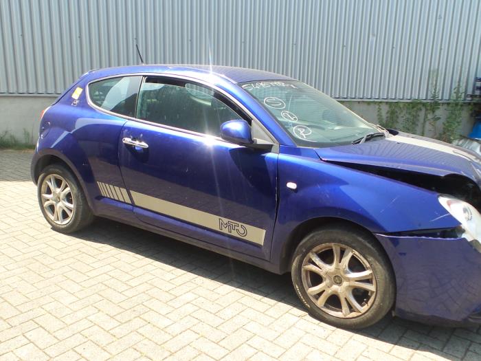 Alfa Romeo MiTo 1.4 16V Sloopvoertuig (2011, Donker, Blauw)