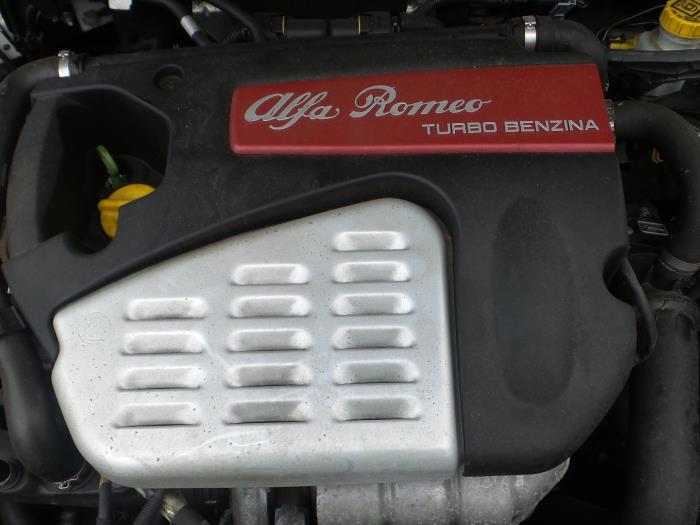 Alfa Romeo Giulietta (940), Hatchback, 2010 / 2020 1.4 TB 16V, Hatchback, Benzine, 1.368cc, 88kW (120pk), FWD, 198A4000, 2010-04 / 2020-12, 940FXA ()