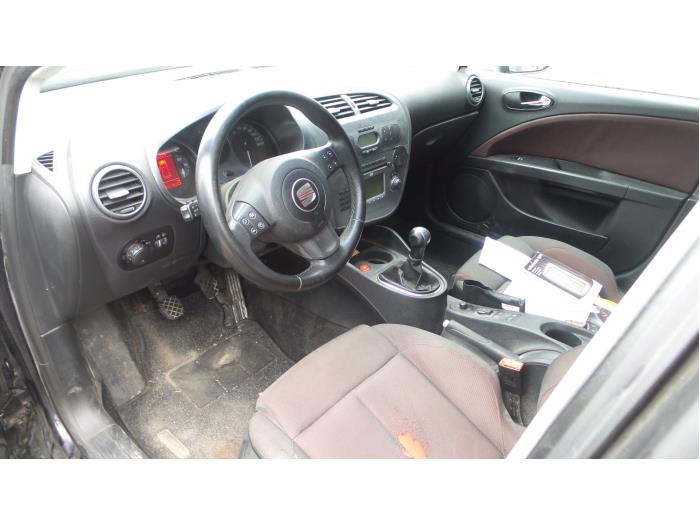  Seat Leon (1P1), Hatchback 5-drs, 2005 / 2013 1.6, Hatchback, 4Dr, Benzine, 1.595cc, 75kW (102pk), FWD, BSE, 2005-07 / 2010-04, 1P1 (06A959253B)