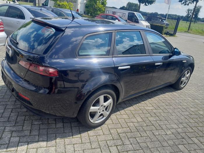 Alfa Romeo 159 Sportwagon 1.8 MPI 16V Sloopvoertuig (2007, Zwart)