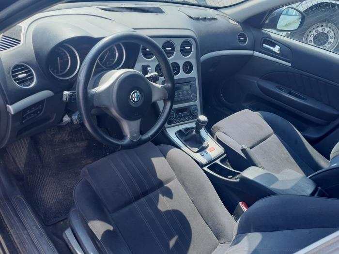 Alfa Romeo 159 Sportwagon 1.8 MPI 16V Sloopvoertuig (2007, Zwart)