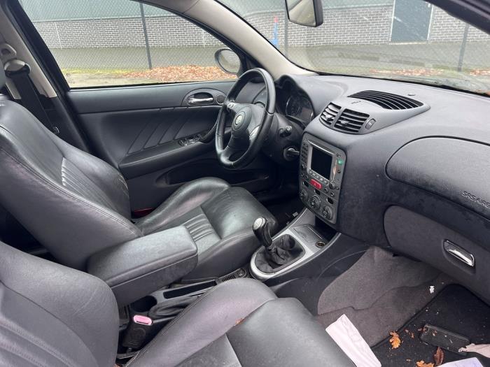 Alfa Romeo 147 1.6 HP Twin Spark 16V Sloopvoertuig (2006, Zwart)