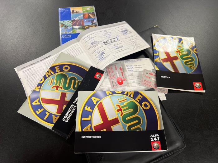 Alfa Romeo 147 1.6 HP Twin Spark 16V Sloopvoertuig (2006, Zwart)