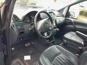 Mercedes Vito 3.0 122 CDI V6 24V Sloopvoertuig (2014, Metallic, Zwart)