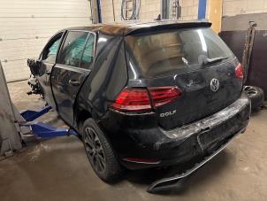 Volkswagen Golf VII 1.0 TSI 12V BlueMotion Sloopvoertuig (2019, Metallic, Zwart)