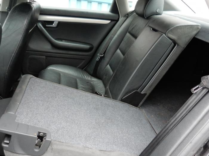Audi A4 Quattro 2.5 TDI V6 24V Sloopvoertuig (2003, Zwart)